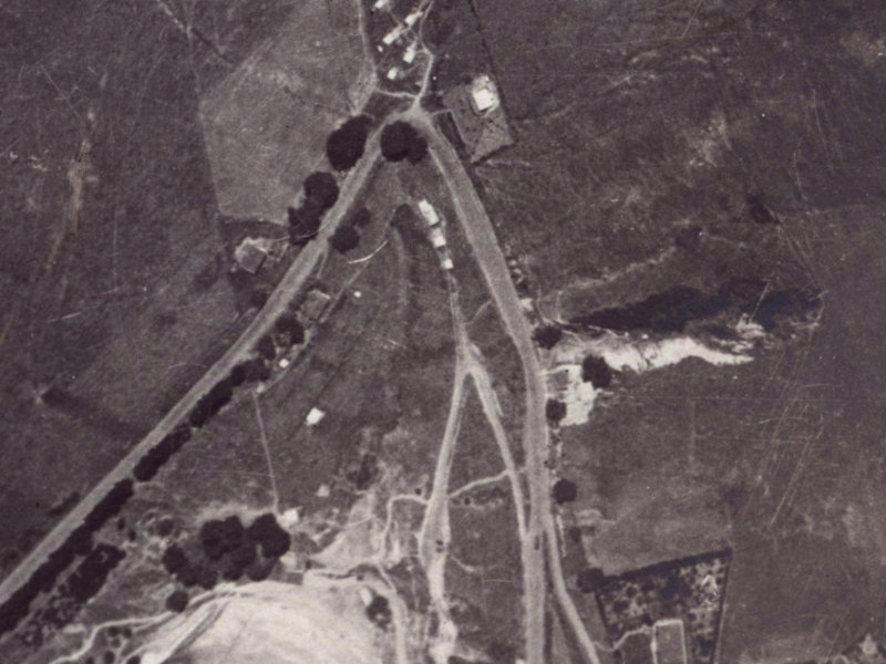 34–44 Park Terrace from the air, 1925-1929