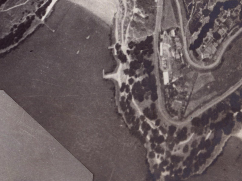 9–33 Park Terrace from the air, 1925-1929