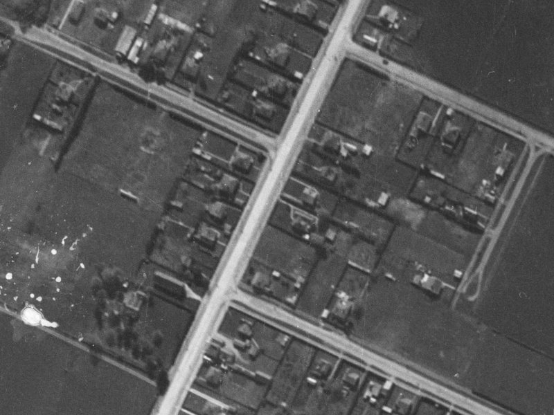 816 Main N Road from the air, 1940-1944