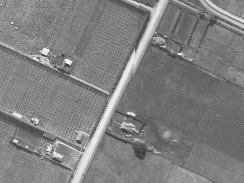536–540 Main North Road from the air, 1940-1944