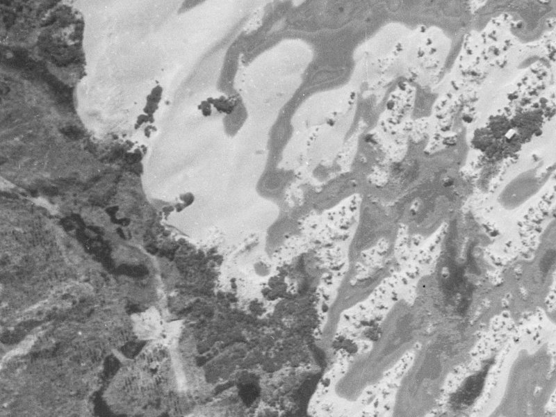 133–143 Aston Drive from the air, 1940-1944