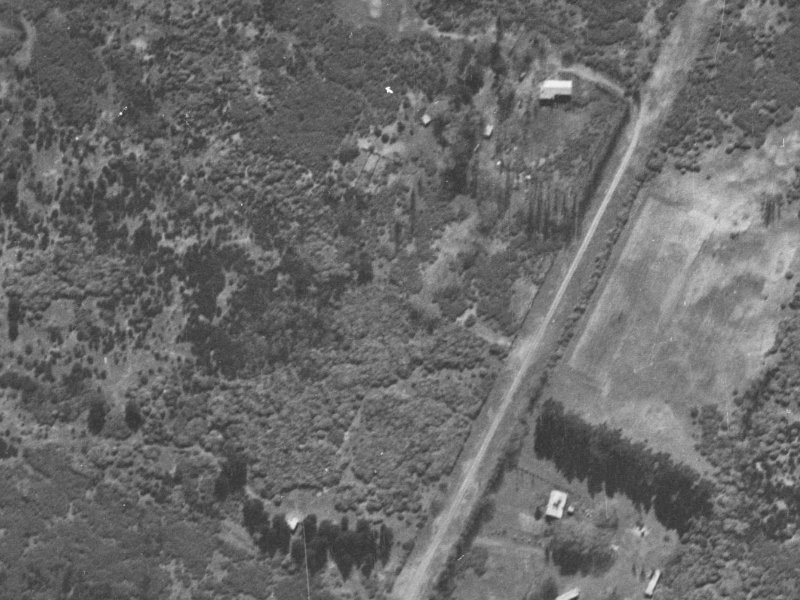 32 Ashwood Street from the air, 1940-1944