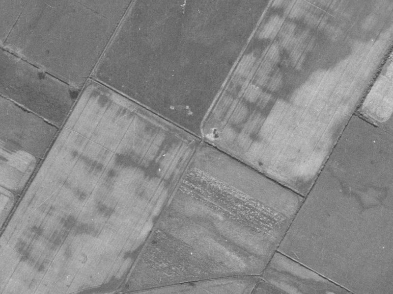 64 Cotswold Avenue from the air, 1940-1944