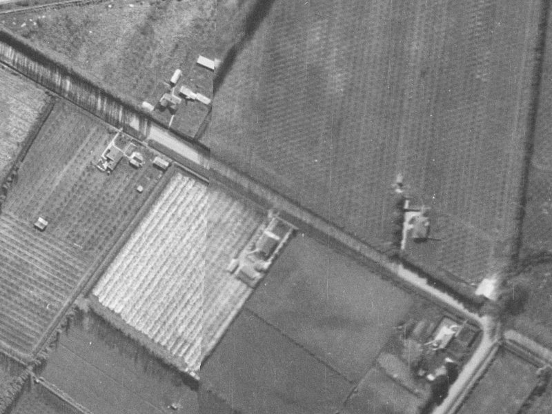 195 Sawyers Arms Road from the air, 1940-1944