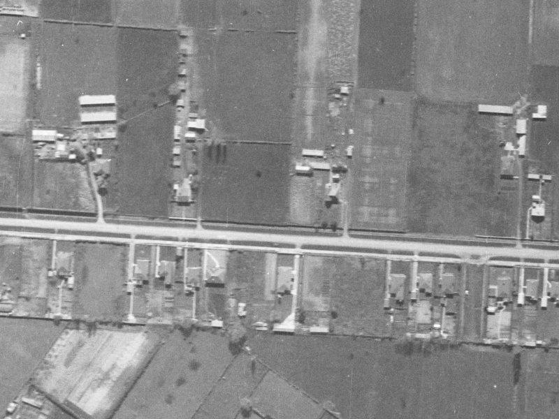 66 Northcote Road from the air, 1940-1944