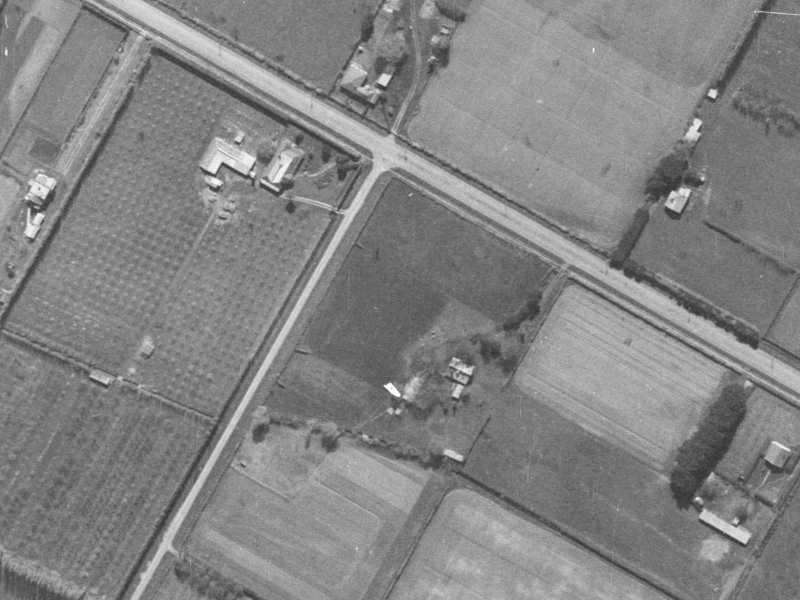 60–66 Leacroft Street from the air, 1940-1944