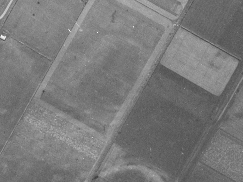 16 Isleworth Road from the air, 1940-1944