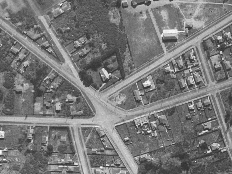 160 Leaver Terrace from the air, 1940-1944