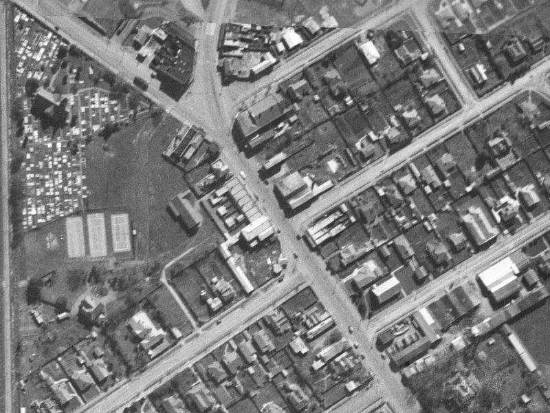 487 Papanui Road from the air, 1940-1944