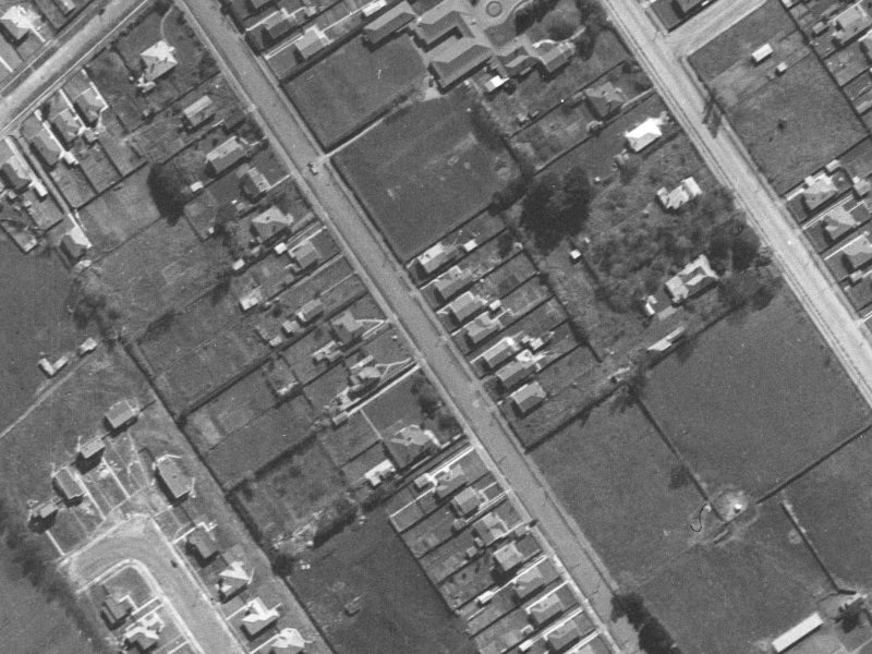 60-62 Condell Avenue from the air, 1940-1944