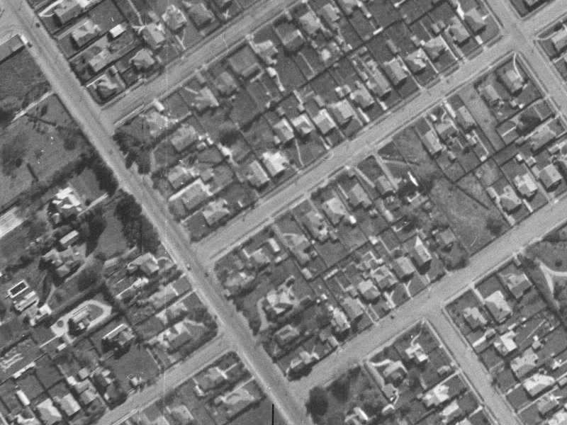 16 Perry Street from the air, 1940-1944