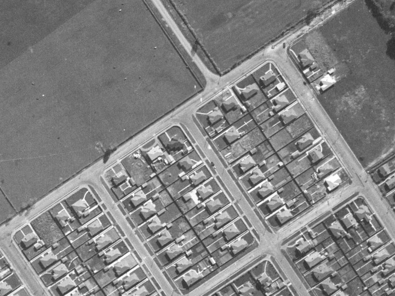 81 Severn Street from the air, 1940-1944