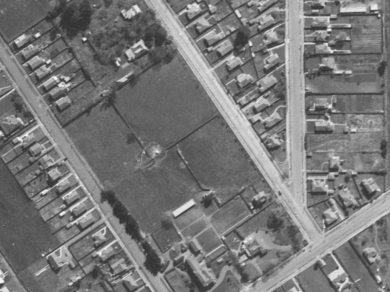 5 Saint James Avenue from the air, 1940-1944