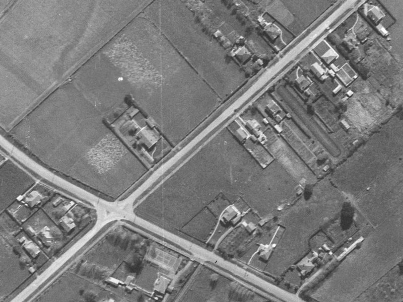 77 Aorangi Road from the air, 1940-1944
