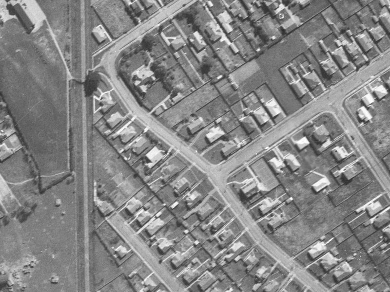 70 Hartley Avenue from the air, 1940-1944