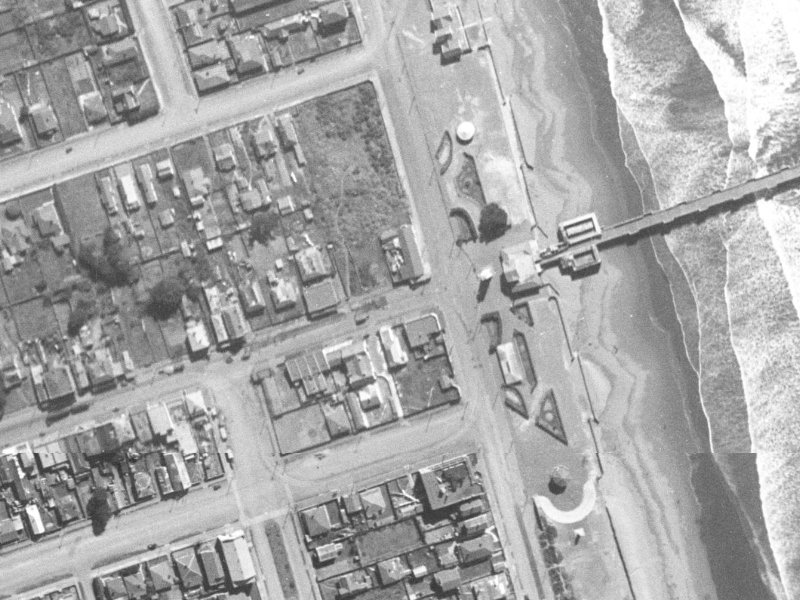 8 Brighton Mall from the air, 1940-1944