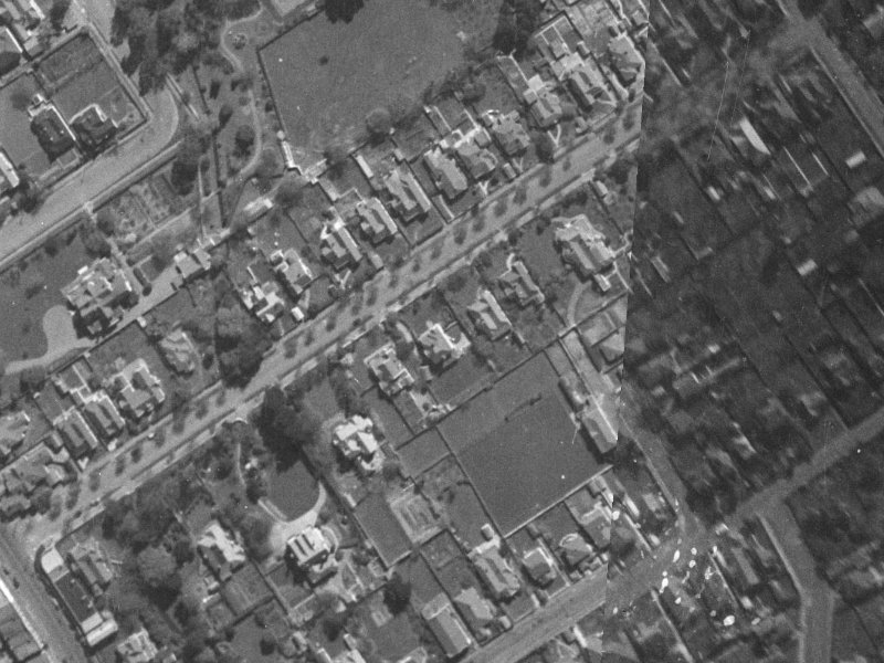 31 Mansfield Avenue from the air, 1940-1944