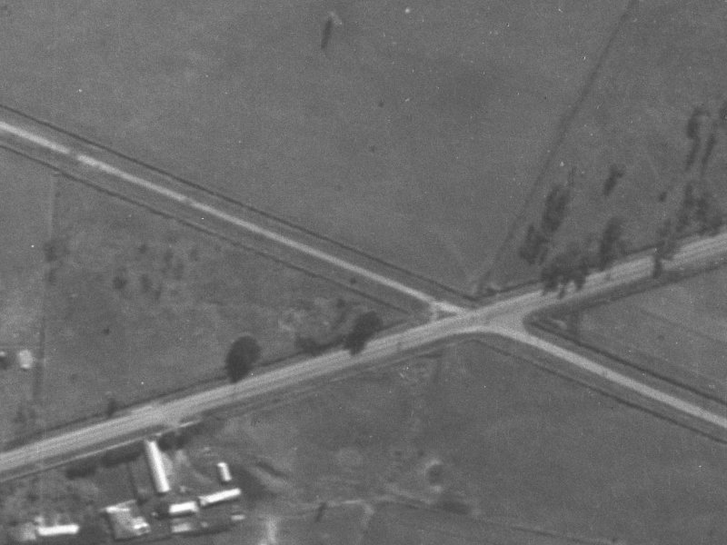 582-600 Buchanans Road from the air, 1940-1944