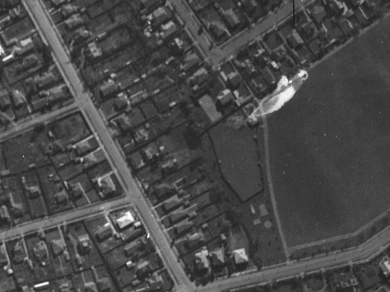 20 Strowan Road from the air, 1940-1944