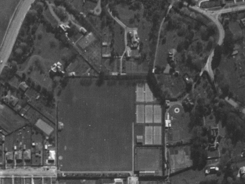72 Banks Avenue from the air, 1940-1944
