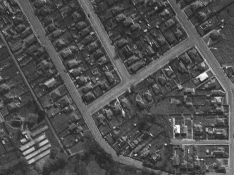 13 Kinloch Street from the air, 1940-1944