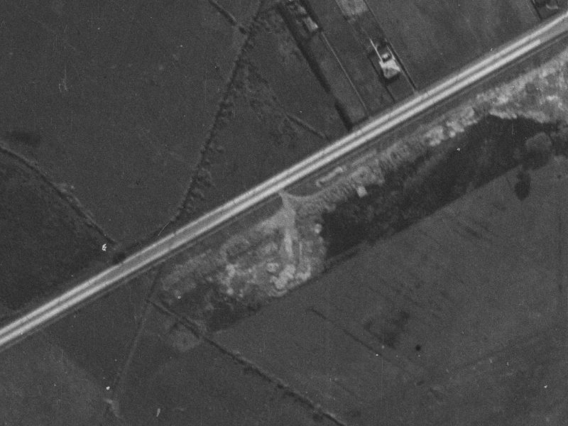 584 Pages Road from the air, 1940-1944