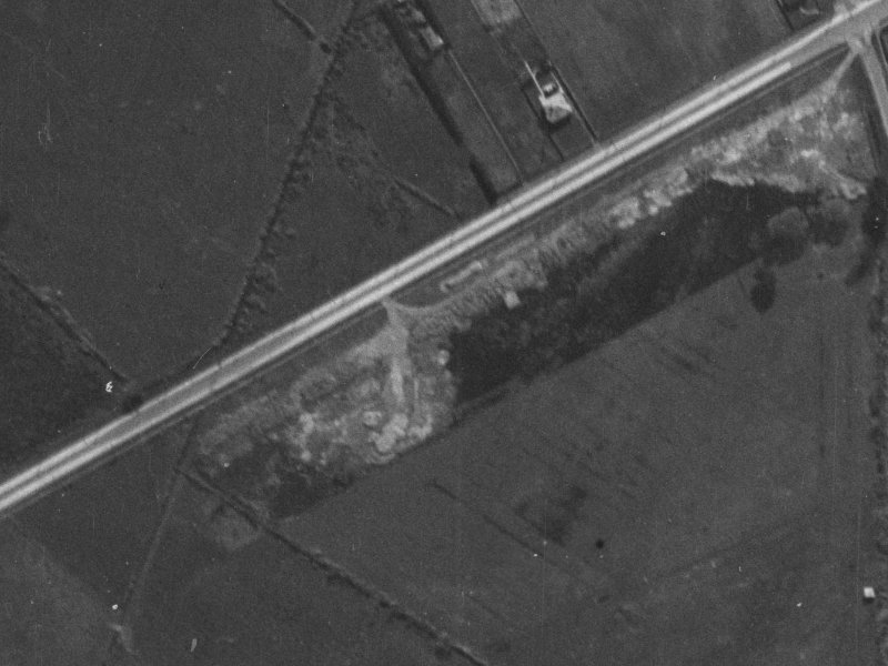 590 Pages Road from the air, 1940-1944