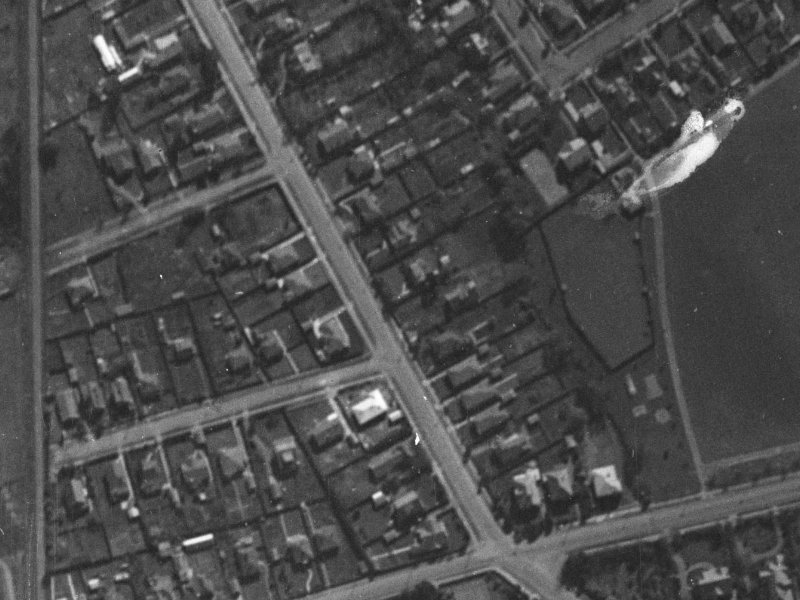 22 Strowan Road from the air, 1940-1944
