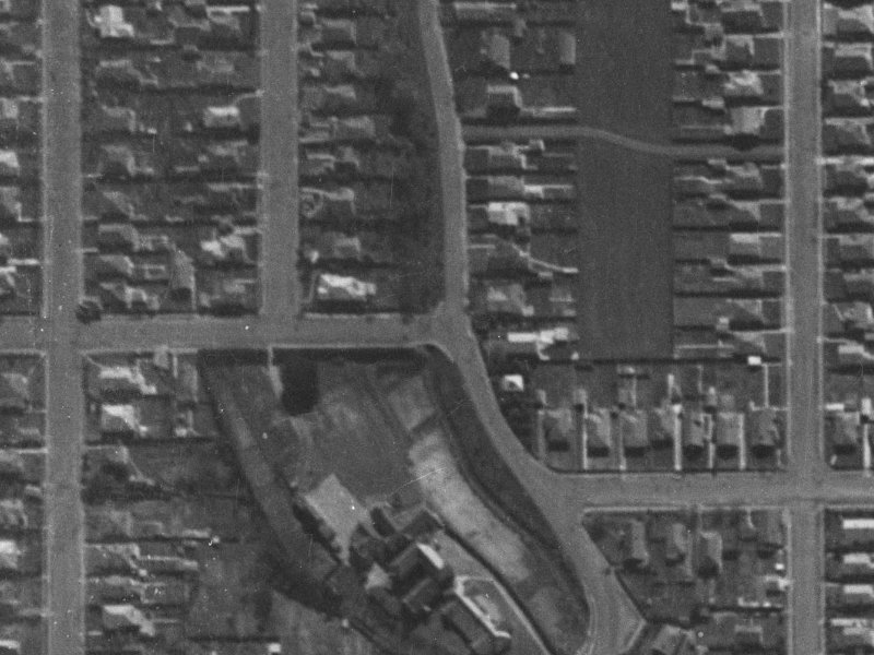 83-125 Stapletons Road from the air, 1940-1944