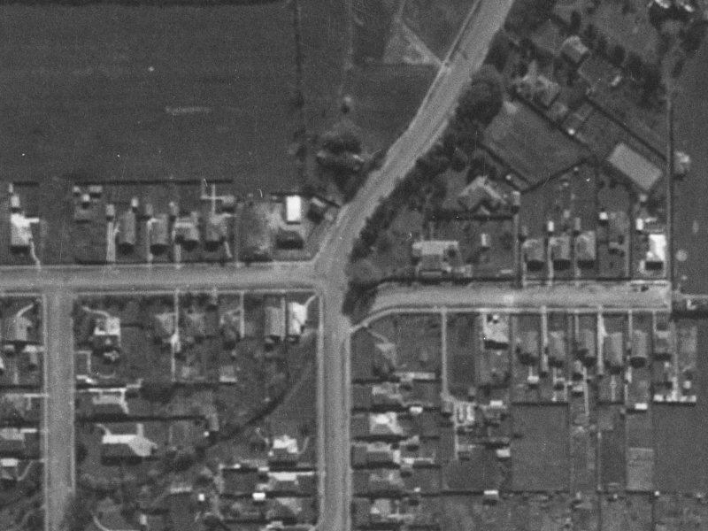 80–96 North Parade from the air, 1940-1944