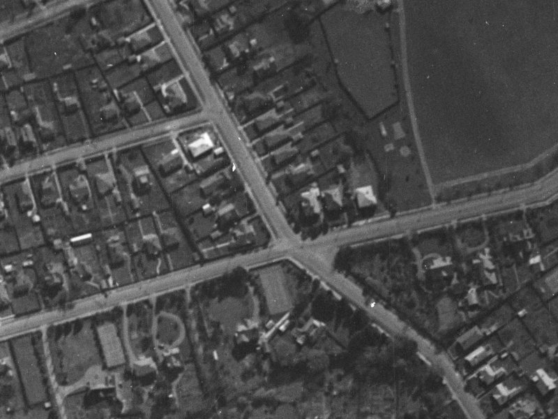 8 Strowan Road from the air, 1940-1944