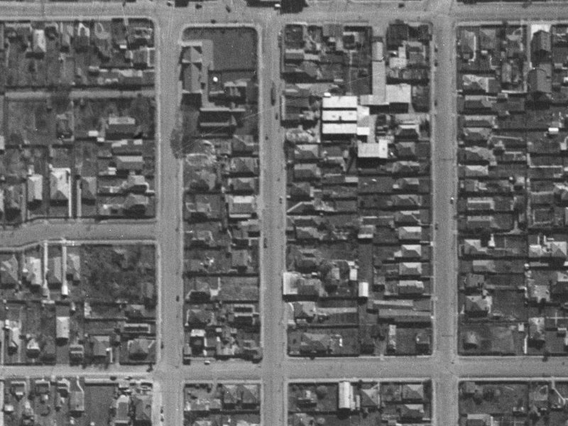 1048 Colombo Street from the air, 1940-1944