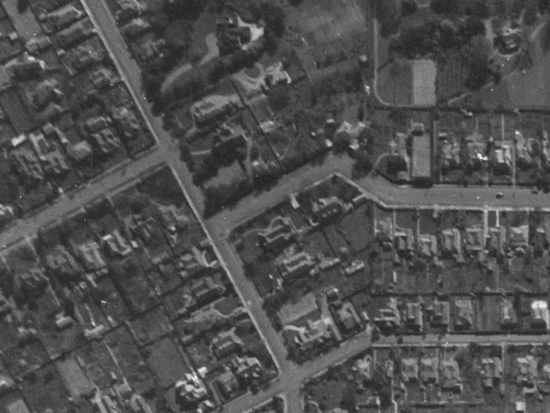 7-17 Ranfurly Street from the air, 1940-1944