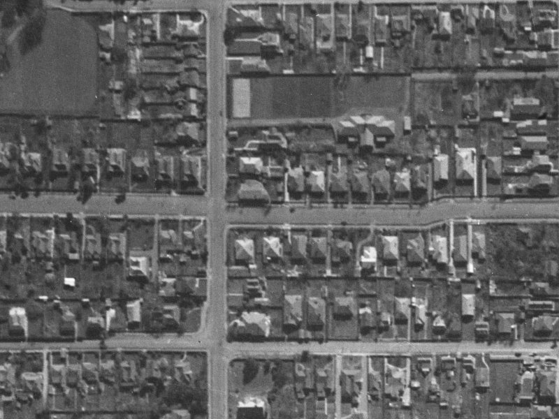 85 Ranfurly Street from the air, 1940-1944