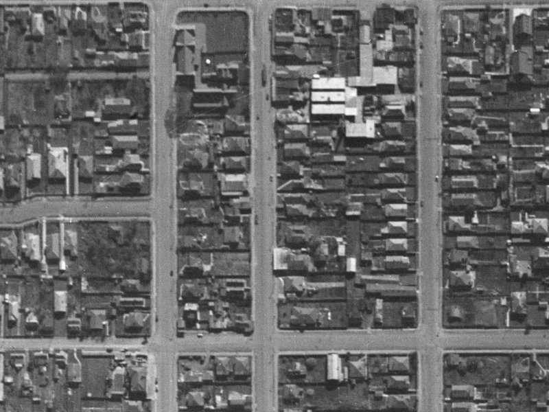 1044 Colombo Street from the air, 1940-1944