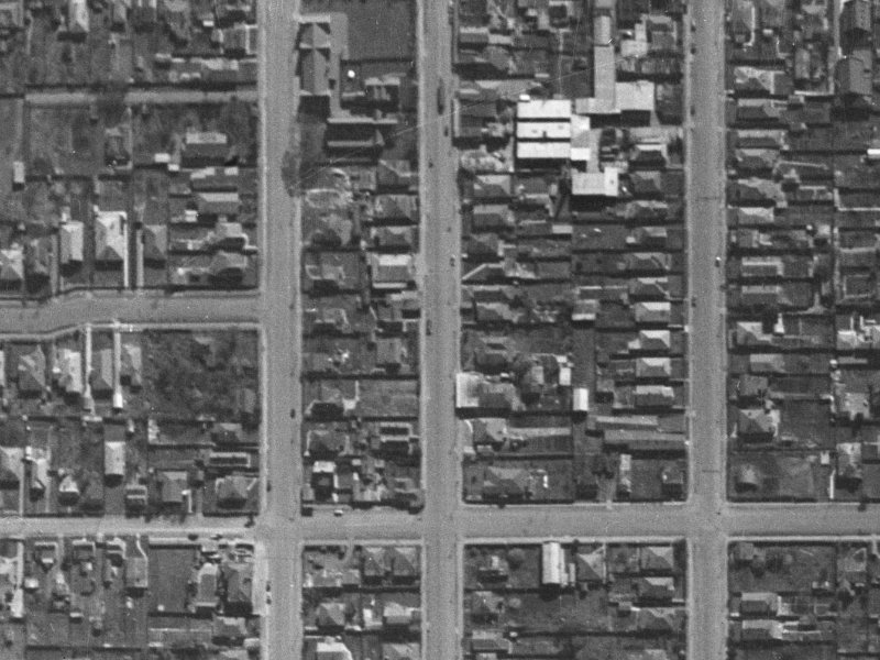 1042 Colombo Street from the air, 1940-1944