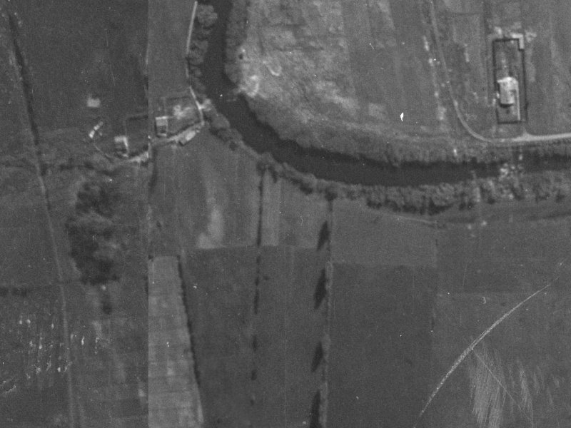 1353 Avonside Drive from the air, 1940-1944