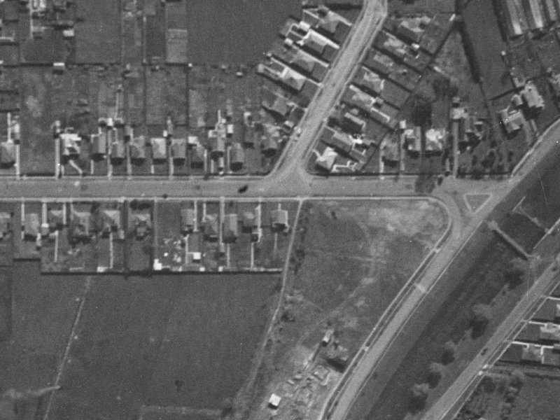 56 Medway Street from the air, 1940-1944