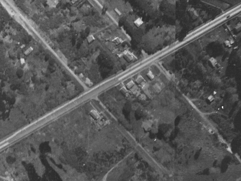 436 Pages Road from the air, 1940-1944