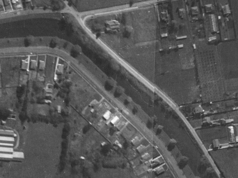 472 Avonside Drive from the air, 1940-1944