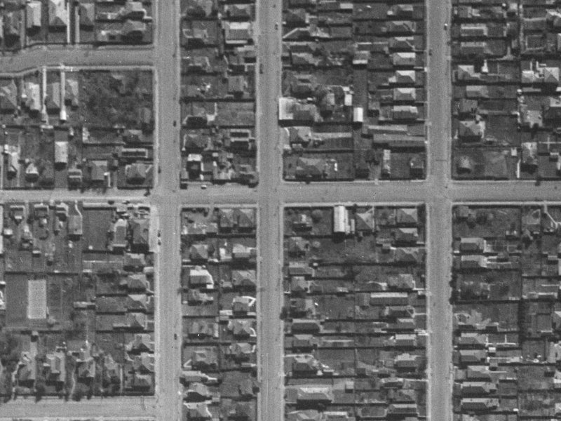 1023 Colombo Street from the air, 1940-1944