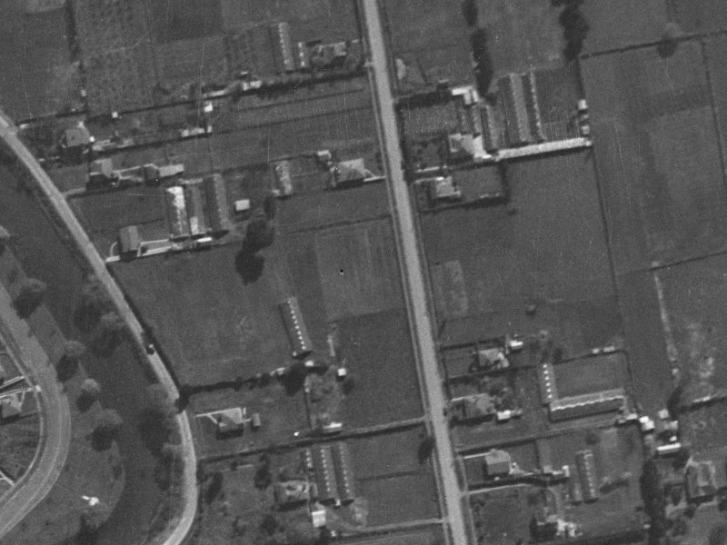 85 Gayhurst Road from the air, 1940-1944