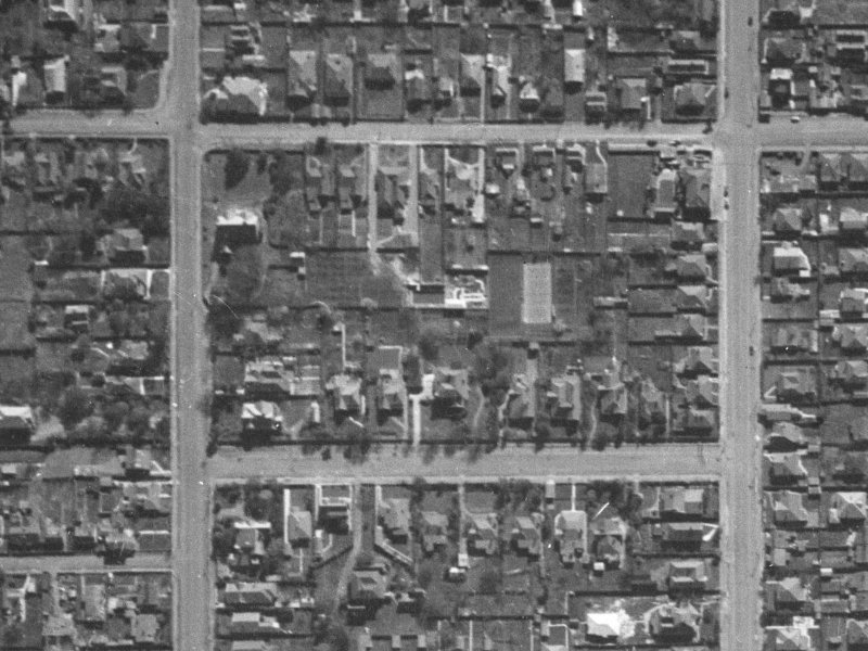 93 Caledonian Road from the air, 1940-1944