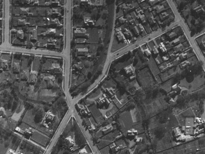 50 Wairarapa Terrace from the air, 1940-1944