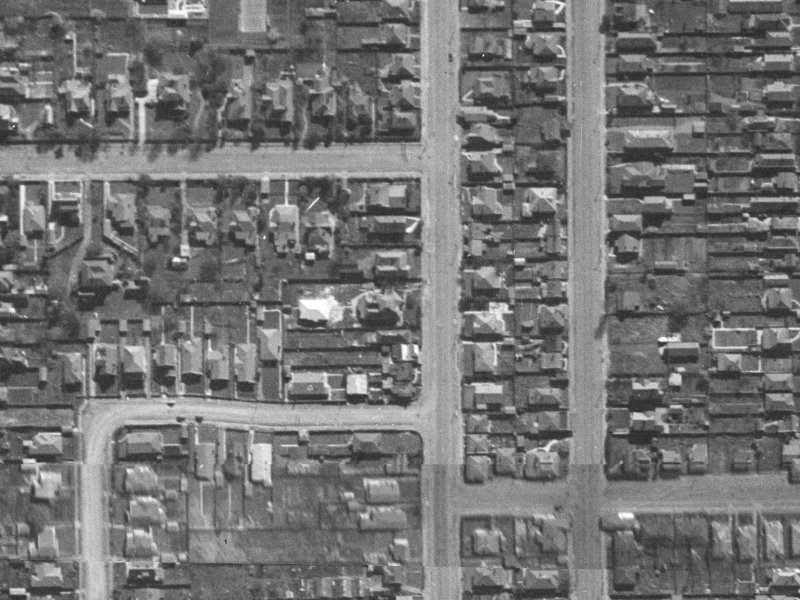 984-990 Colombo Street from the air, 1940-1944