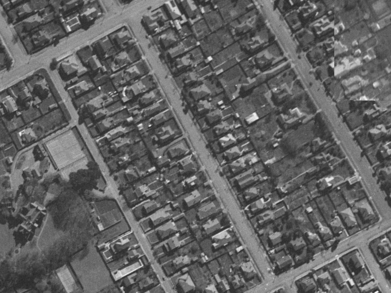 Clissold Street from the air, 1940-1944