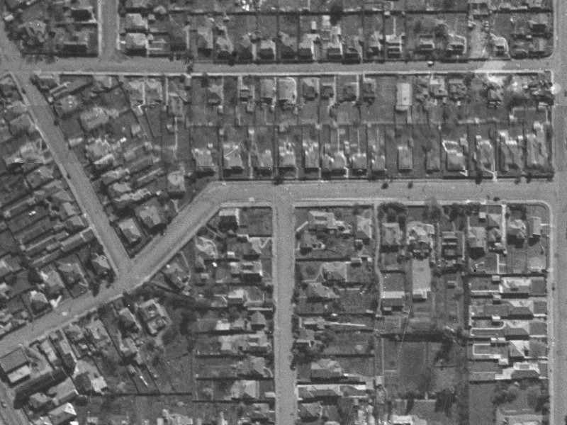33 Stoneyhurst Street from the air, 1940-1944