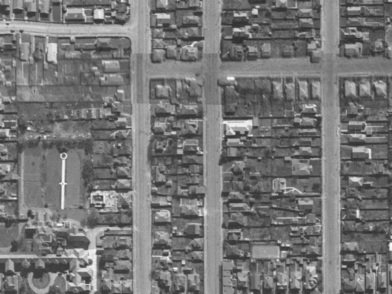 951 Colombo Street from the air, 1940-1944