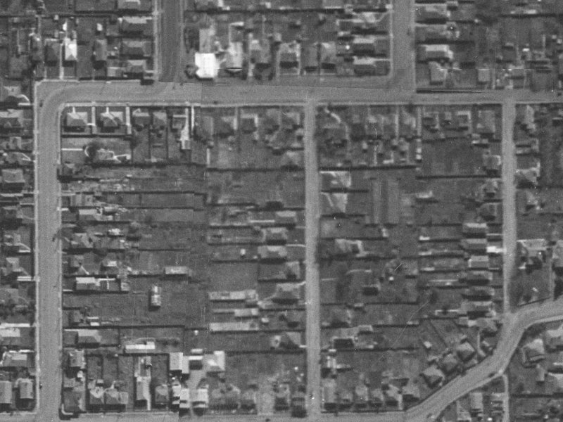 65 Perth Street from the air, 1940-1944