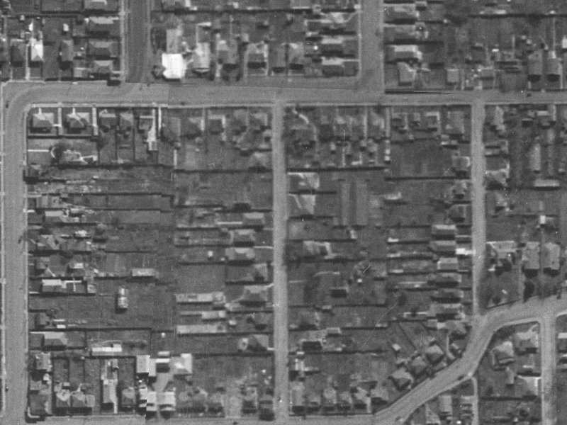 68 Perth Street from the air, 1940-1944